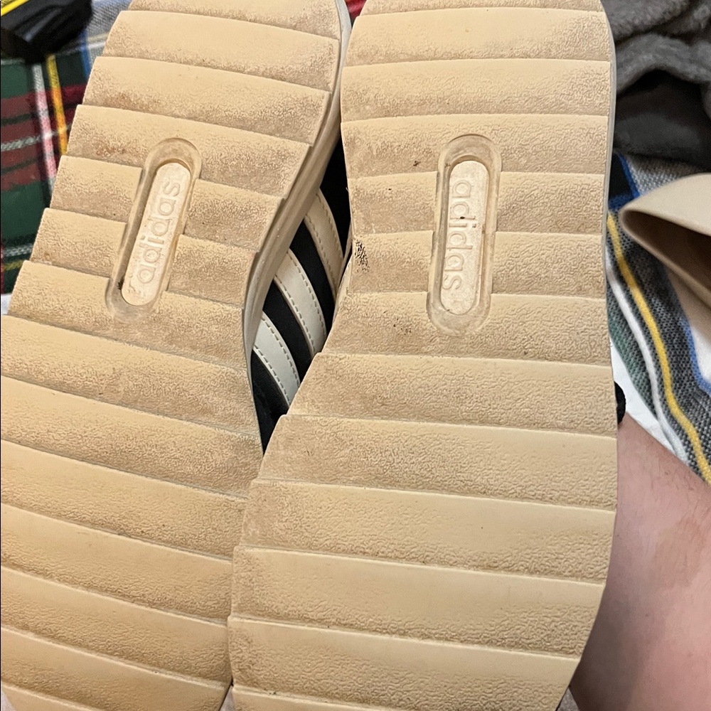 Adidas Classic Black and White Trainers - Picture 3 of 5